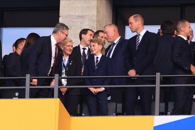 Spain v England: Final - UEFA EURO, EM, Europameisterschaft,Fussball 2024. Sir Keir Starmer and Prince William are standing before the UEFA European Championship, EM, Europameisterschaft Final between Spain and England at Olympiastadion in Berlin, Germany, on Sunday, July 14, 2024. Berlin North Rhine-Westphalia Germany  Copyright: xMIxNewsx originalFilename:fletcher-spainvse240714_npeYf.jpg