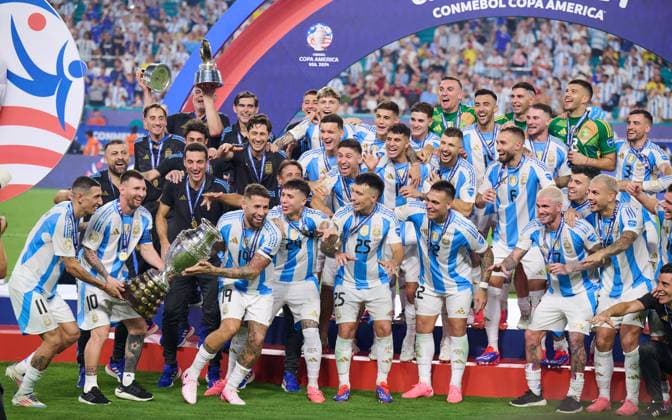 RECORD DATE NOT STATED Copa America USA 2024 Argentina vs Colombia - Final during Final match between Argentina and Colombia as part of CONMEBOL Copa America USA 2024 at Hard Rock Stadium on July 14, 2024 in Miami Gardens, Florida, United States. MIAMI GARDENS FLORIDA UNITED STATES  Copyright: xJorgexMartinezx 20240715000021_CA_2024_F_ARG_CHAMPION469