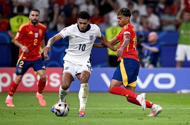 Football Euro 2024 Final 14 07 2024 Spain England Jude Bellingham left, England v Lamine Yamal right, Spain