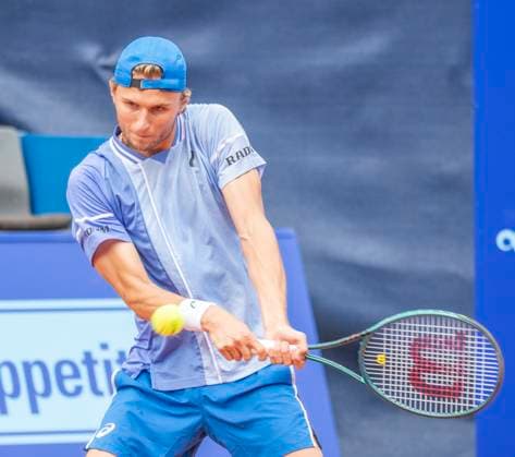 July 15, 2024, Gstaad, Bern, Switzerland: Gstaad Switzerland, 07 15 2024: LEONARDO RIEDI of Switzerland do a backhand during 16th finals of EFG Swiss Open Gstaad ATP, Tennis Herren 250, EFG Swiss Open Gstaad-ATP 250 took place at Roy Emerson Arena in Gstaad, which is located in the famous ski resort of Gstaad and which is located in the Bernese Oberland. Gstaad Switzerland - ZUMAd206 20240715_zip_d206_001 Copyright: xEricxDubostx