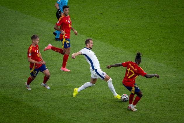 Football Berlin 14 07 2024 UEFA Euro 2024 Final England ENG Spain ESP Harry Kane England, No 09 Nico Williams Spain, No 17 Rodri Spain, No 16 Dani Olmo Spain, No 10