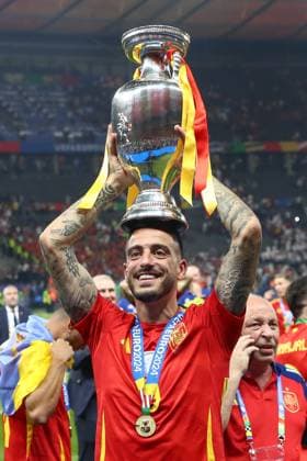 14 07 2024, xtgx, Football EM 2024 Final, Spain England emspor, v l Joselu Spain, 9 cheering about the victory, cheering after the end of the match DFL DFB REGULATIONS PROHIBIT ANY USE OF PHOTOGRAPHS as IMAGE SEQUENCES and or QUASI VIDEO Berlin