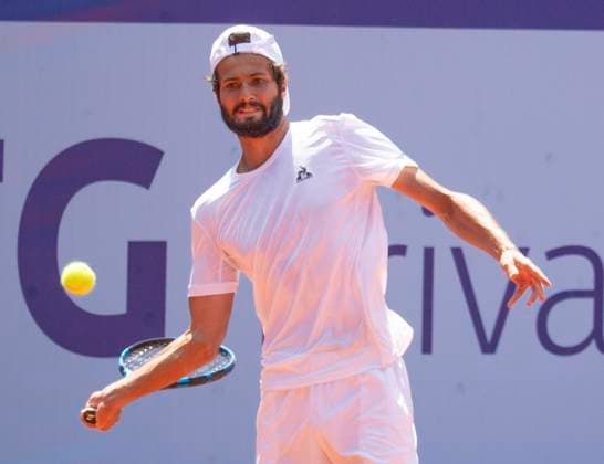 July 15, 2024, Gstaad, Bern, Switzerland: Gstaad Switzerland, 07 15 2024: TITOUAN DROGUET of France make a forehand during 16th finals of EFG Swiss Open Gstaad ATP, Tennis Herren 250, EFG Swiss Open Gstaad-ATP 250 took place at Roy Emerson Arena in Gstaad, which is located in the famous ski resort of Gstaad and which is located in the Bernese Oberland. Gstaad Switzerland - ZUMAd206 20240715_zip_d206_025 Copyright: xEricxDubostx