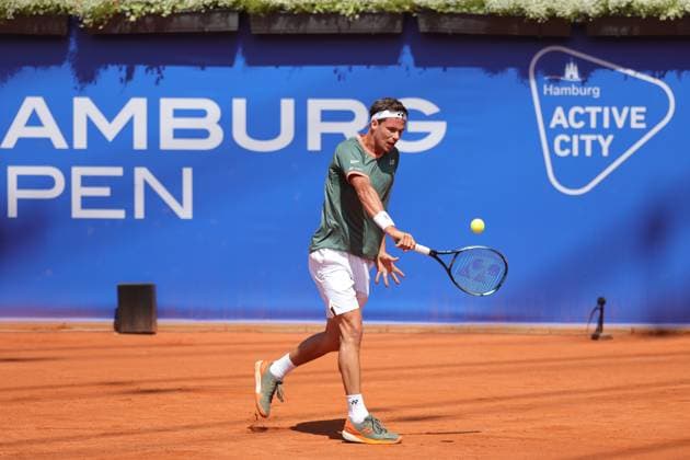 Tennis Men ATP, Tennis Men Tour 500 European Open Hamburg, Hamburg Open ATP 500 2024 , 15 07 2024, Daniel Altmeier GER plays a backhand Copyright: FernandoxSoares