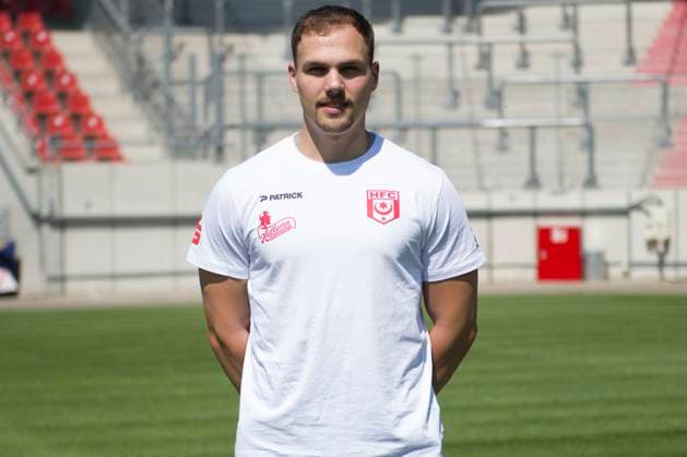Halle, Germany 15 July 2024 Regionalliga Nordost Team photo 2024 2025 Hallescher FC In the picture physiotherapist Denis Hasenbek Halle Leuna Chemie Stadion Sachsen Anhalt Copyright: xFotostandx xBallaschx