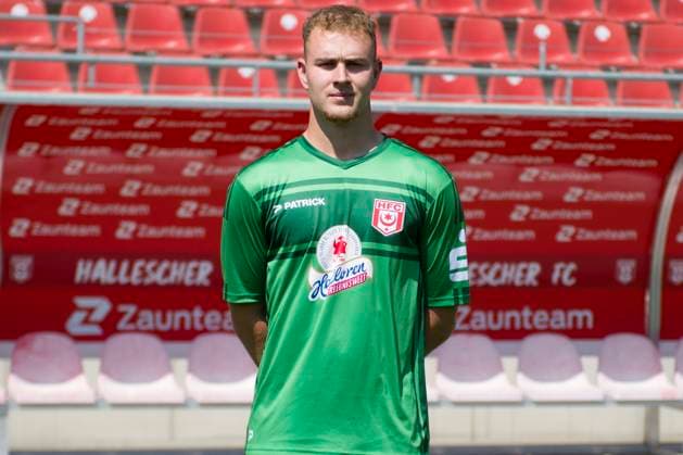 Halle, Germany 15 July 2024 Regionalliga Nordost Team photo 2024 2025 Hallescher FC In the picture Goalkeeper Luca Bendel Halle Leuna Chemie Stadion Sachsen Anhalt Copyright: xFotostandx xBallaschx