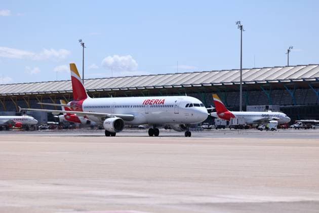 July 15, 2024, Madrid, Madrid, SPAIN: Spain national team, Nationalteam plane arriving during the reception of the Spain National Team as European Champions after winning in the Eurocup 2024 final against England at Adolfo Suarez Madrid-Barajas airport on July 15, 2024, in Madrid, Spain. Madrid SPAIN - ZUMAa181 20240715_zaa_a181_002 Copyright: xDennisxAgyemanx