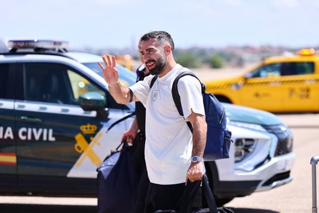 July 15, 2024, Madrid, Madrid, SPAIN: Daniel Carvajal gestures during the reception of the Spanish national team, Nationalteam as European Champions after winning in the Eurocup 2024 final against England at Adolfo Suarez Madrid-Barajas airport on July 15, 2024, in Madrid, Spain. Madrid SPAIN - ZUMAa181 20240715_zaa_a181_022 Copyright: xDennisxAgyemanx