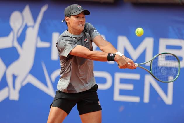 Tennis Men ATP, Tennis Men Tour 500 European Open Hamburg, Hamburg Open ATP 500 2024 , 15 07 2024, Soonwoo Knon KOR plays a backhand Copyright: FernandoxSoares