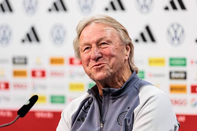 UEFA WOMENS EURO 2025 Qualifier Germany Austria Press conference Germany 15 07 2024 Horst Hrubesch Germany, coach smiles UEFA WOMENS EURO 2025 Qualifier Germany Austria Press conference Germany Heinz Von Heiden Arena, Hannover on 15 07 2024 Copyright: xBEAUTIFULxSPORTS Wunderlx