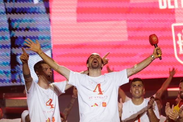 MADRID, SPAIN - JULY 15:Marc Cucurella during the celebration of the European Championship, EM, Europameisterschaft of the Spanish football team at Cibeles square. DONTxSENDxTOxIMAGO  (259749395)