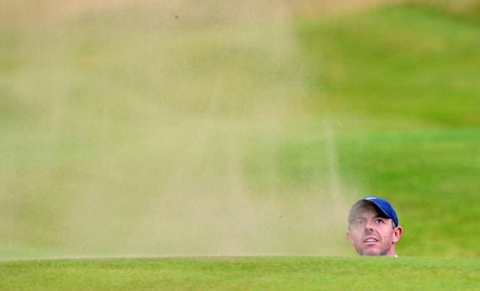 Sport Bilder des Tages Rory McIlroy on the 4th hole from the green side bunker The British Open Championship, Practice, Golf, Royal Troon, Troon, UK - 16 July 2024  Copyright: xGreigxCowie Shutterstockx 14587991m