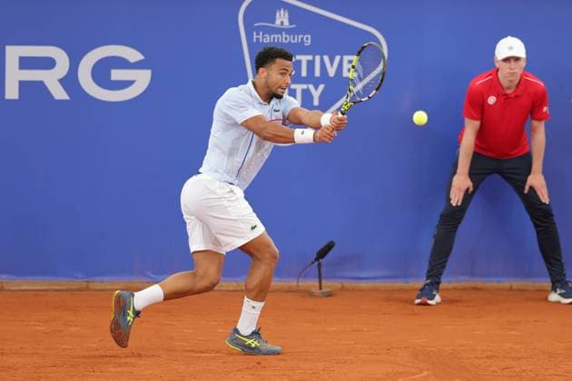 Tennis Men ATP, Tennis Men Tour 500 European Open Hamburg, Hamburg Open ATP 500 2024 , 16 07 2024, Arthur Fils FRA hits a backhand Copyright: FernandoxSoares