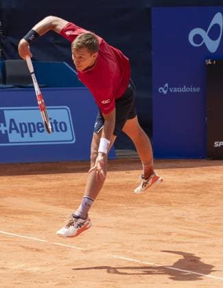 Gstaad Switzerland, 07 16 2024: Hamad Medjedovic (SRB) in action during EFG Swiss Open. during EFG Gstaad Swiss Open ATP, Tennis Herren 250, International Tennis match in Gstaad, Switzerland, July 16 2024  Copyright: xPatrickxDancel IPAxSportx xipa-ax xx IPA_48036226 IPA_Agency_IPA48036226