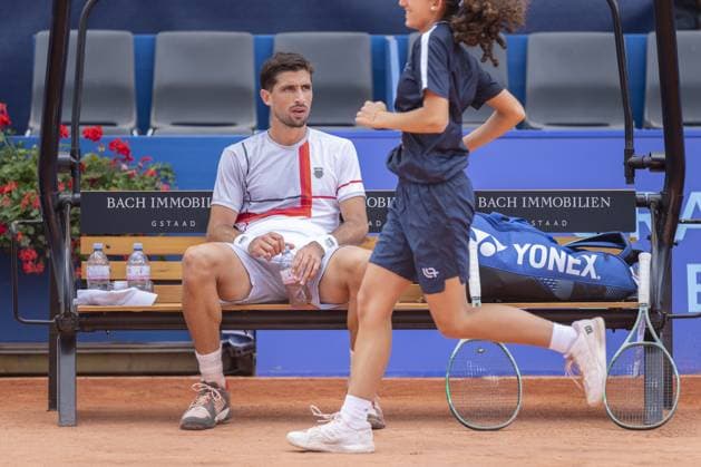 Gstaad Switzerland, 07 16 2024: Pedro Cachin (ARG) rests during EFG Swiss Open. during EFG Gstaad Swiss Open ATP, Tennis Herren 250, International Tennis match in Gstaad, Switzerland, July 16 2024  Copyright: xPatrickxDancel IPAxSportx xipa-ax xx IPA_48039156 IPA_Agency_IPA48039156