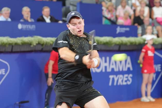 Tennis Men ATP, Tennis Men Tour 500 European Open Hamburg, Hamburg Open ATP 500 2024 , 16 07 2024, Dominik Koepfer GER plays a backhand Copyright: FernandoxSoares