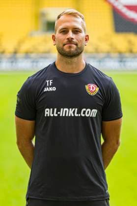16 07 2024, xomx, Fußball 3 Liga, Tony Fischer (Physiotherapeut) - Dynamo Dresden Fototermin Saison 2024 25, Porträttermin 2024 2025 emspor, Bild DFL DFB REGULATIONS PROHIBIT ANY USE OF PHOTOGRAPHS as IMAGE SEQUENCES and or QUASI VIDEO Dresden