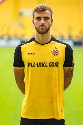 16 07 2024, xomx, Fußball 3 Liga, Dynamo Dresden Fototermin Saison 2024 25, Porträttermin 2024 2025 emspor, Bild Lars Bünning 23 Portrait, Portraet, DFL DFB REGULATIONS PROHIBIT ANY USE OF PHOTOGRAPHS as IMAGE SEQUENCES and or QUASI VIDEO Dresden