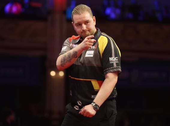 Bilder des Jahres 2024, Sport 07 Juli Sport Themen der Woche KW 29 Sport Bilder des Tages 16 07 2024. 2024 Betfred Matchplay Dimitri Van den Bergh during the 2024 Betfred World Matchplay darts at Winter Gardens, Blackpool, United Kingdom on 16 July 2024. Blackpool Winter Gardens United Kingdom Editorial use only , Copyright: xChrisxSargeantx PSI-19946-0091