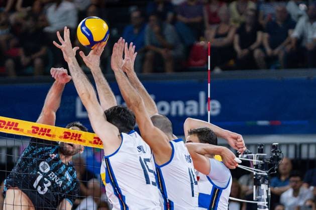 Florence: Attack of Palacios (Argentina) during Test Match - Italy vs Argentina, Volleyball Test Match in Florence, Italy, July 16 2024 Volleyball Test Match - Test Match - Italy vs Argentina  - ZUMAp169 20240716_zsa_p169_781 Copyright: xSaraxEsposito IPAxSportx