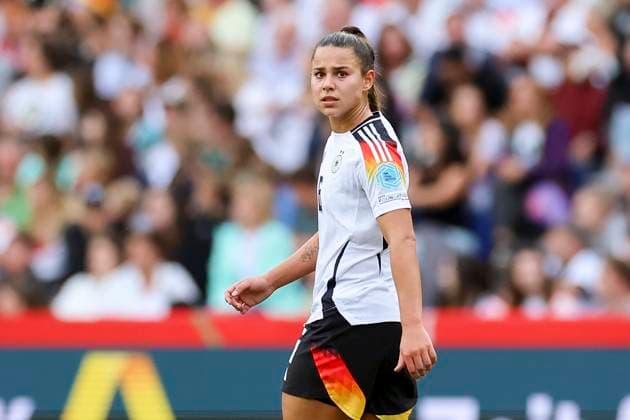 Lena Oberdorf Germany looks disappointed, Womens European Qualifiers Group A4, Germany vs Austria, Stadion Hannover, 16 07 2024, Hannover, Germany