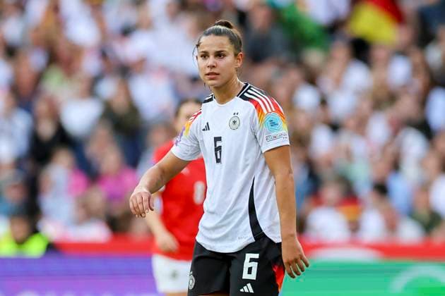 Lena Oberdorf Germany watches, Womens European Qualifiers Group A4, Germany vs Austria, Stadion Hannover, 16 07 2024, Hannover, Germany