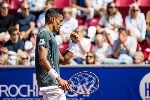 240717 Thiago Monteiro of Brazil celebrates and during day 3 of the Nordea Open on July 17, 2024 in Bastad Photo Niclas Jönsson BILDBYRAN COP 273 NO0287 tennis atp 250 nordea open bbeng jubel  Copyright: NICLASxJÖNSSON BB240717NO029