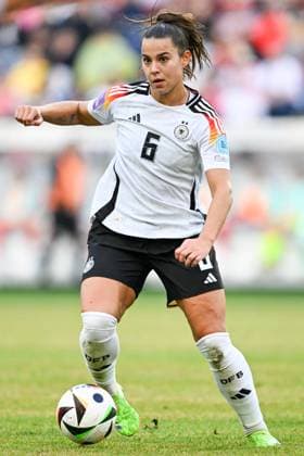 Football, Women, European Championship Qualification, Germany Austria on 16 07 2024 in the Heinz von Heiden Arena in Hanover Lena Sophie Oberdorf Germany on the ball MT
