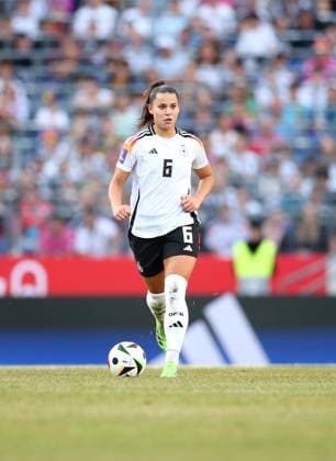 Hanover , International womens soccer match Germany vs. Austria , Lena Sophie Oberdorf Germany