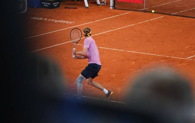 17 07 2024, xcex, GER, Hamburg, Rothenbaum, Hamburg Open ATP 500 Tour Tournament, Center Court, Alexander Sascha Zverev GER in front of the spectators