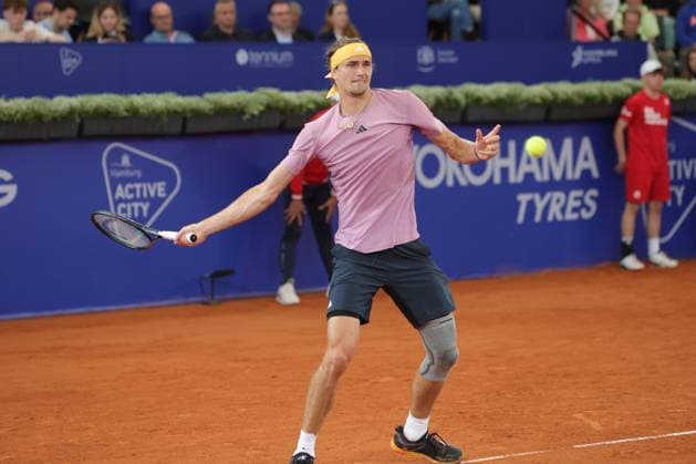 Tennis Men ATP, Tennis Men Tour 500 European Open Hamburg, Hamburg Open ATP 500 2024 , 17 07 2024 , Alexander Zverev GER plays a forehand Copyright: FernandoxSoares