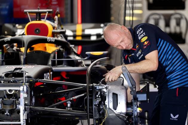 BUDAPEST - Engineers are working on the car of Max Verstappen (Red Bull Racing) at the Hungaroring Circuit in the run-up to the Hungarian Grand Prix. ANP SANDER KONING xVIxANPxSportx xxANPxIVx 503710416 originalFilename: 503710416.jpg