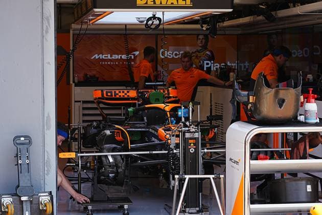 FORMULA 1 HUNGARIAN GRAND PRIX 2024 18 07 2024, Hungaroring, Budapest, FORMULA 1 HUNGARIAN GRAND PRIX 2024 , pictured The car of Oscar Piastri AUS , McLaren F1 Team is being prepared for the race nordphotoxGmbHx xBratic nph00250