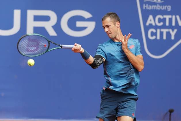 Tennis Men ATP, Tennis Men Tour 500 European Open Hamburg, Hamburg Open ATP 500 2024 , 18 07 2024 , Laslo Djere SRB plays a forehand Copyright: FernandoxSoares