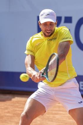 Gstaad Switzerland, 07 18 2024: Daniel Galan (COL) in action during EFG Swiss Open. during EFG Swiss Open Gstaad, International Tennis match in Gstaad, Switzerland, July 18 2024  Copyright: xPatrickxDancel IPAxSportx xipa-ax xx IPA_48092321 IPA_Agency_IPA48092321