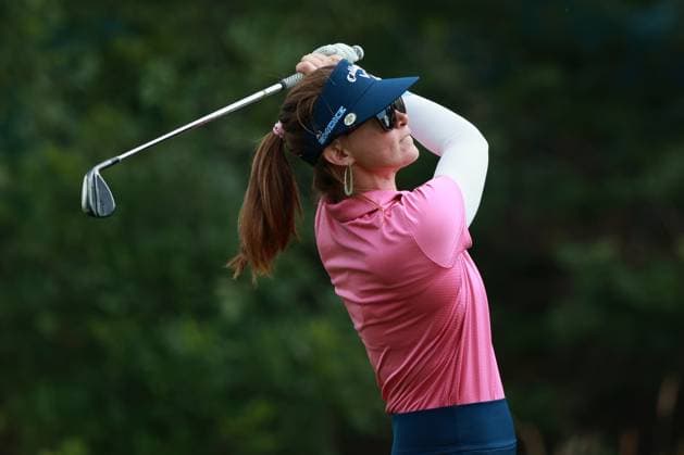 DANA Open SYLVANIA, OHIO - JULY 18: Becca Huffer of the United States plays her second shot on the first hole during Day One of the Dana Open golf tournament at Highland Meadows Golf Club in Sylvania, Ohio USA, on Thursday, July 18, 2024. Sylvania Ohio United States  Copyright: xJorgexLemusx originalFilename:lemus-danaopen240718_npBG5.jpg