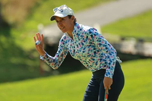 DANA Open SYLVANIA, OHIO - JULY 18: Paula Reto of South Africa acknowledges the gallery atthe second grenn after her birdie during Day One of the Dana Open golf tournament at Highland Meadows Golf Club in Sylvania, Ohio USA, on Thursday, July 18, 2024. Sylvania Ohio United States  Copyright: xJorgexLemusx originalFilename:lemus-danaopen240718_np3Mf.jpg