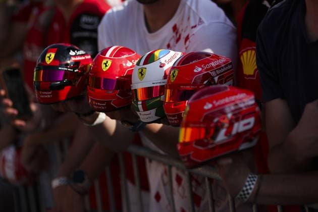 Scuderia Ferrari helmet, casque, fans during the Formula 1 Hungarian Grand Prix 2024, 13th round of the 2024 Formula One World Championship, WM, Weltmeisterschaft from July 19 to 21, 2024 on the Hungaroring, in Mogyorod, Hungary - F1 - HUNGARIAN GRAND PRIX 2024 DPPI Panoramic  240718_R11_UNGHERIA_DP_EA022096