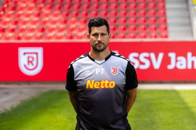 18 07 2024, Football, GER, Season 2024 2025, 2 Liga,Press event, SSV Jahn Regensburg Phlipp Tschauner SSV Jahn Regensburg, 2 BL, Porträttermin 2024 2025 DFL REGULATIONS PROHIBIT ANY USE OF PHOTOGRAPHS AS IMAGE SEQUENCES AND OR QUASI VIDEO Regensburg Bayern Germany Jahnstadion Regensburg