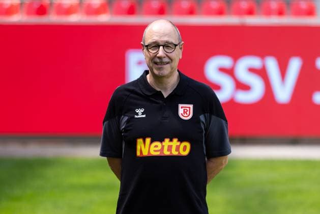 18 07 2024, Football, GER, Season 2024 2025, 2 Liga,Press event, SSV Jahn Regensburg Franz Müller SSV Jahn Regensburg, 2 BL, Porträttermin 2024 2025 DFL REGULATIONS PROHIBIT ANY USE OF PHOTOGRAPHS AS IMAGE SEQUENCES AND OR QUASI VIDEO Regensburg Bayern Germany Jahnstadion Regensburg