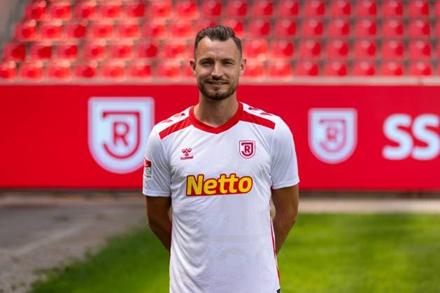 18 07 2024, Football, GER, Season 2024 2025, 2 Liga,Press appointment, SSV Jahn Regensburg Florian Ballas SSV Jahn Regensburg, 2 BL, Porträttermin 2024 2025 DFL REGULATIONS PROHIBIT ANY USE OF PHOTOGRAPHS AS IMAGE SEQUENCES AND OR QUASI VIDEO Regensburg Bayern Germany Jahnstadion Regensburg
