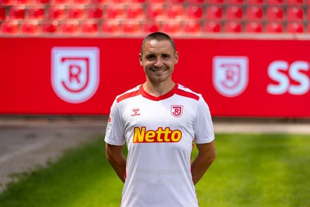 18 07 2024, Football, GER, Season 2024 2025, 2 Liga,Press appointment, SSV Jahn Regensburg Andreas Geipl SSV Jahn Regensburg, 2 BL, Porträttermin 2024 2025 DFL REGULATIONS PROHIBIT ANY USE OF PHOTOGRAPHS AS IMAGE SEQUENCES AND OR QUASI VIDEO Regensburg Bavaria Germany Jahnstadion Regensburg