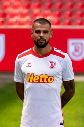 18 07 2024, Football, GER, Season 2024 2025, 2 Liga,Press event, SSV Jahn Regensburg Robin Ziegele SSV Jahn Regensburg, 2 BL, Porträttermin 2024 2025 DFL REGULATIONS PROHIBIT ANY USE OF PHOTOGRAPHS AS IMAGE SEQUENCES AND OR QUASI VIDEO Regensburg Bavaria Germany Jahnstadion Regensburg