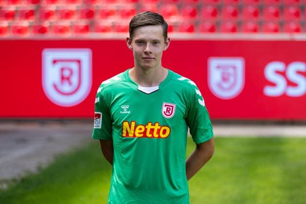 18 07 2024, Football, GER, Season 2024 2025, 2 Liga,Press appointment, SSV Jahn Regensburg Timo Kurzka SSV Jahn Regensburg, 2 BL, Porträttermin 2024 2025 DFL REGULATIONS PROHIBIT ANY USE OF PHOTOGRAPHS AS IMAGE SEQUENCES AND OR QUASI VIDEO Regensburg Bayern Germany Jahnstadion Regensburg