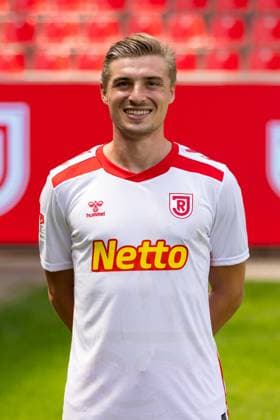 18 07 2024, Football, GER, Season 2024 2025, 2 Liga,Press appointment, SSV Jahn Regensburg Elias Huth SSV Jahn Regensburg, 2 BL, Porträttermin 2024 2025 DFL REGULATIONS PROHIBIT ANY USE OF PHOTOGRAPHS AS IMAGE SEQUENCES AND OR QUASI VIDEO Regensburg Bavaria Germany Jahnstadion Regensburg
