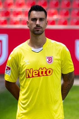 18 07 2024, Football, GER, Season 2024 2025, 2 Liga,Press appointment, SSV Jahn Regensburg Alexander Weidinger SSV Jahn Regensburg, 2 BL, Porträttermin 2024 2025 DFL REGULATIONS PROHIBIT ANY USE OF PHOTOGRAPHS AS IMAGE SEQUENCES AND OR QUASI VIDEO Regensburg Bavaria Germany Jahnstadion Regensburg