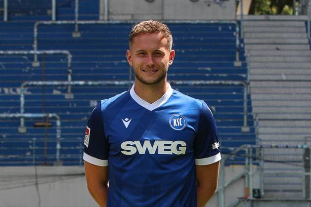 Christoph Kobald Karlsruher SC 22 GER, Karlsruher SC, Football, 2 Bundesliga, portrait date 2024 2025, 18 07 2024 GER, Karlsruher SC, Football, 2 Bundesliga, portrait date 2024 2025, 18 07 2024 Karlsruhe Copyright: xEibner-Pressefoto JanxPrihodax EP_JPA