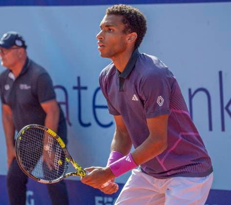 July 18, 2024, Gstaad, Bern, Switzerland: Gstaad Switzerland, 07 18 2024: FELIX AUGER-ALIASSIME of Canada during 8th finals of EFG Swiss Open Gstaad ATP, Tennis Herren 250, EFG Swiss Open Gstaad-ATP 250 took place at Roy Emerson Arena in Gstaad, which is located in the famous ski resort of Gstaad and which is located in the Bernese Oberland.. FELIX AUGER-ALIASSIME won 7-6, 6-2. Gstaad Switzerland - ZUMAd206 20240718_zip_d206_044 Copyright: xEricxDubostx