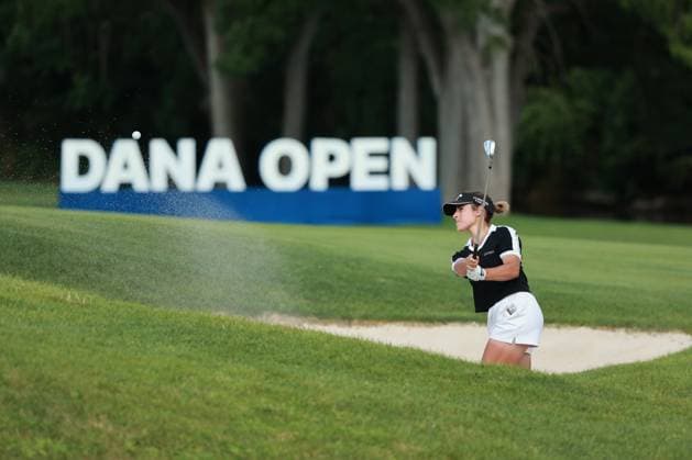 DANA Open SYLVANIA, OHIO - JULY 18: Ana Pelaez Trivino of Spain hits out of the bunker toward the 18th green during Day One of the Dana Open golf tournament at Highland Meadows Golf Club in Sylvania, Ohio USA, on Thursday, July 18, 2024. Sylvania Ohio United States  Copyright: xJorgexLemusx originalFilename:lemus-danaopen240718_npHLx.jpg