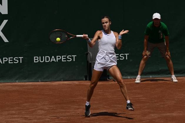 Elina Avanesyan during the quarter finals match vs. Anna Karolina Schmiedlova (SVK) at the WTA250 Hungarian Gran Prix Tennis on 19th July 2024 at Romai Teniszakademia, Budapest, Hungary  Copyright: xVincenzoxOrlando IPAxSportx xipax xx IPA_48112678 IPA_Agency_IPA48112678